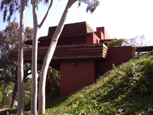 Sturges House 02